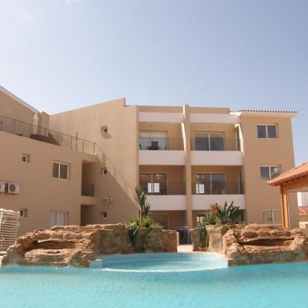 Kronos Holiday Apartments Paralimni Buitenkant foto