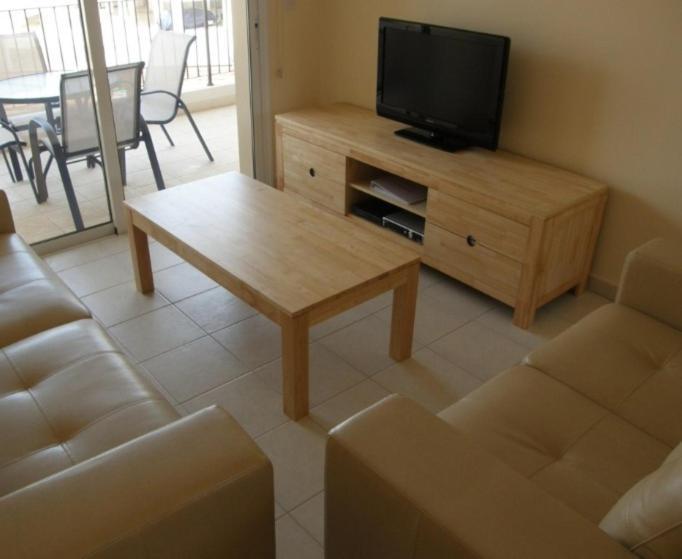 Kronos Holiday Apartments Paralimni Buitenkant foto