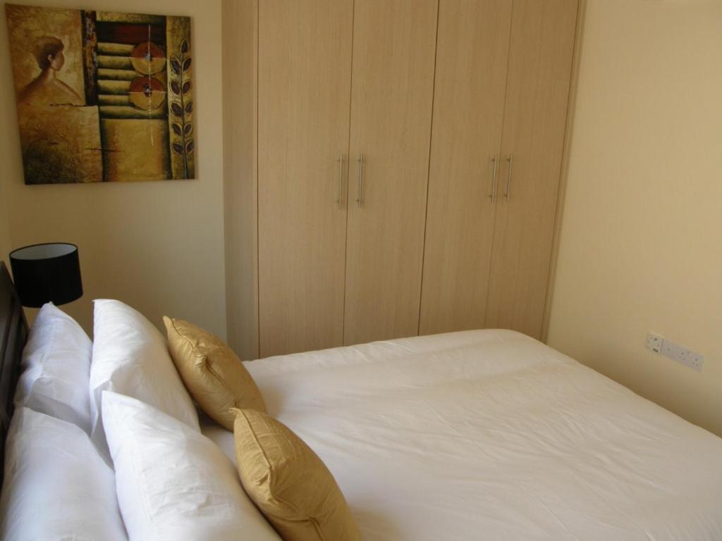 Kronos Holiday Apartments Paralimni Kamer foto